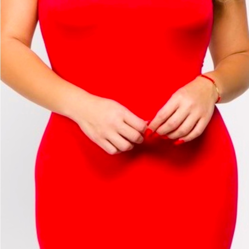 Red seamless long cami